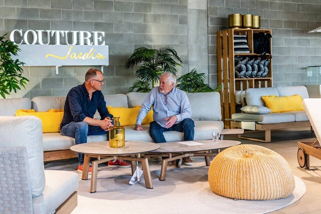 МИСТЕР СОФА В ПОЛЬШЕ: КАК COUTURE JARDIN И GARDEN SPACE МЕНЯЮТ ПРЕДСТАВЛЕНИЕ О САДОВОМ ДИЗАЙНЕ