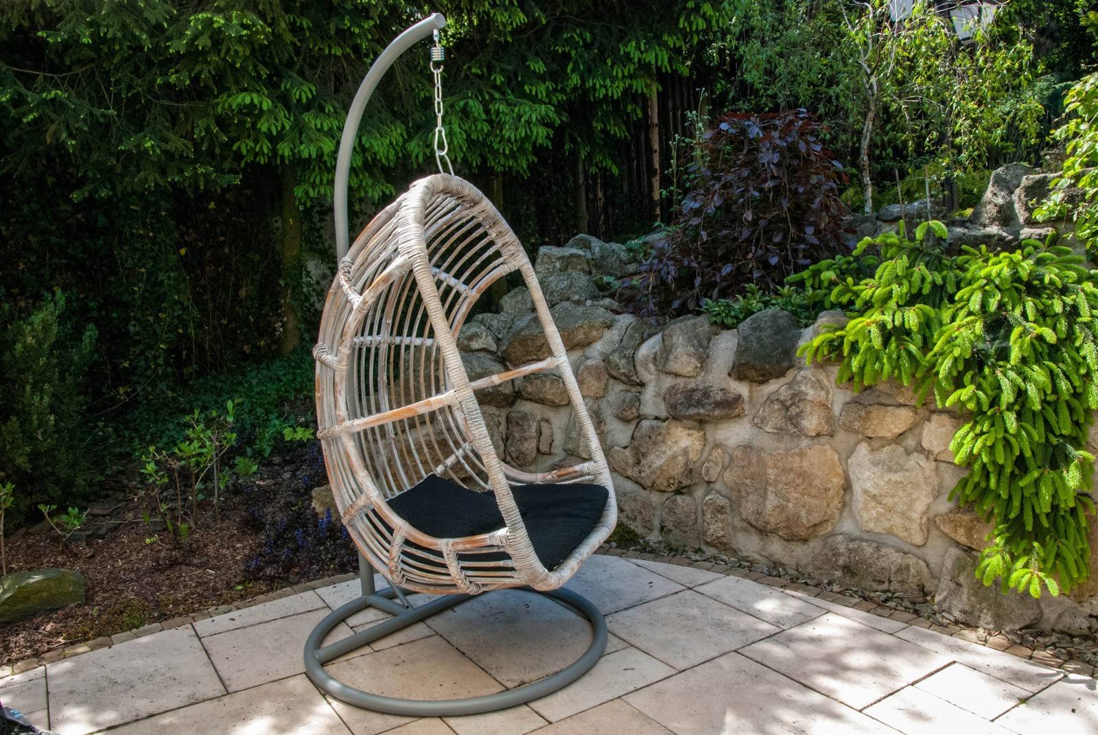 Современные сады – подвесное кресло NICE 